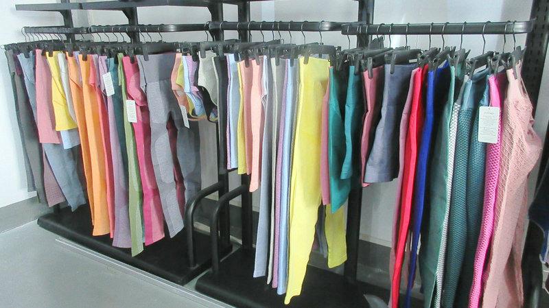 Verified China supplier - Guangzhou Dingtai Clothes Co., Ltd.