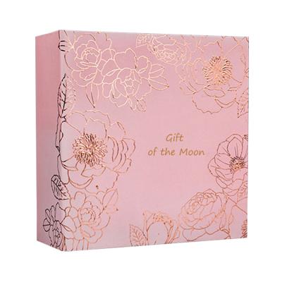 China Wholesale Recyclable Luxury Pink Recycled Folding Cardboard Clothing Paper Packaging Boxes Magnetic Closing Lid Cardboard Storage Gift Box for sale