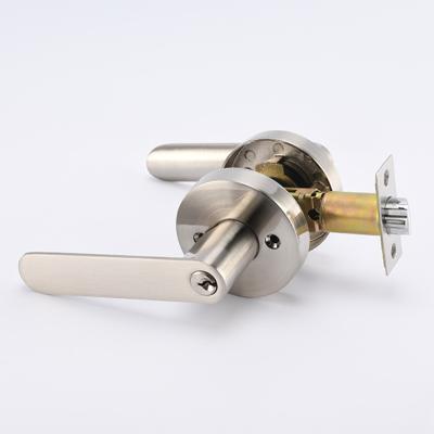 China Exterior Heavy Duty Lock Entry Lock Door Handle Door Handle Luxury Lock Set and Lock R7831 for sale