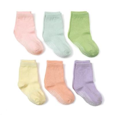 China Breathable Wholesale Children's Non-slip Autumn Winter Cotton Socks Infants Solid Color Lace Socks Anti Slip floor Socks for Children for sale