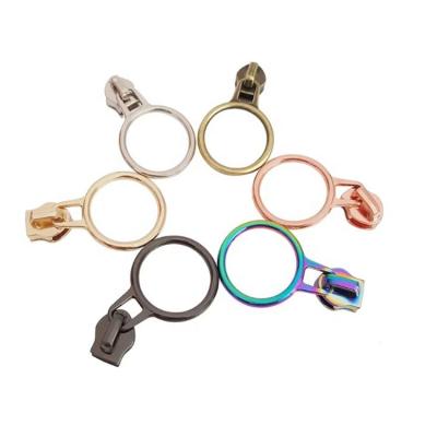 China NO.5 Viable Bags Accessories Plating Rainbow Zipper Puller Design Zipper Pull For Handbags for sale