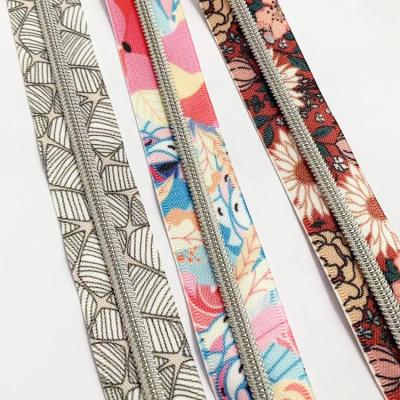 China Free Designs Rainbow Straps and Viable Customized Ribbon Rainbow Jacquard Webbing Nylon Strap for sale