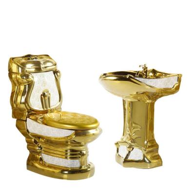 China Gold Luxury Ceramic Two-Piece Toilet Seat Bathroom Toilet Bowl Double-Flow WC Vintage Gold Toilet Set for sale