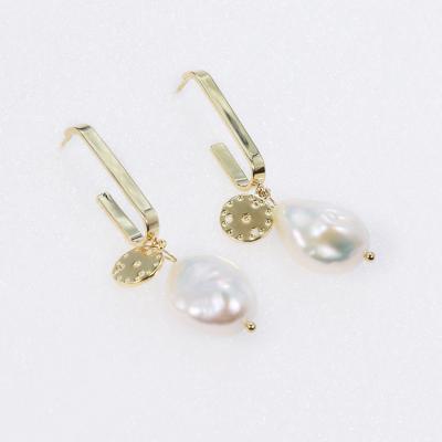 China CLASSIC New Design Simple Real Irregular Gold Plated Freshwater Pearl Earrings for sale