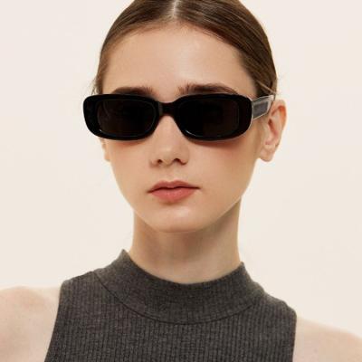 China New fashion sunglasses fashion frame character men's retro different small and women's sunglasses tend the street to shoot European and American glasses for sale