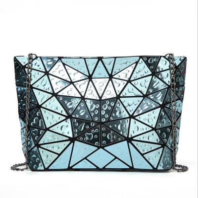 China Fashion Pocket Water Droplet Triangulation Purse Diamond Cube Chain Geometric Bag for sale