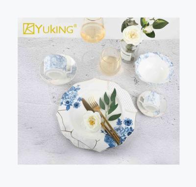 China Luxury Disposable Bone China Dishes Sets Dinner Table Set China Porcelain Dinner Set for sale