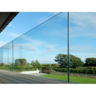 China Modern ultra clear laminated glass manufacturer safety tempered iron low toughened laminated glass balustrade roof wall pesky floor for sale