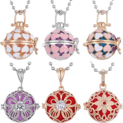 China Fashion Aromatherapy Diffuser Neckalce Flower Shape Essential Oil Pendant Necklace Accessories for sale