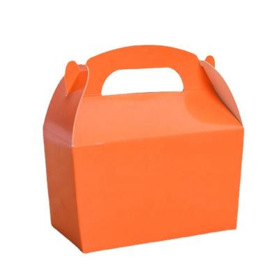 China Free Sample Recycled Materials Custom Logo Eco Friendly Disposable Coated One Side Cake Box Bakery Food Packaging Paper Box With Handles for sale