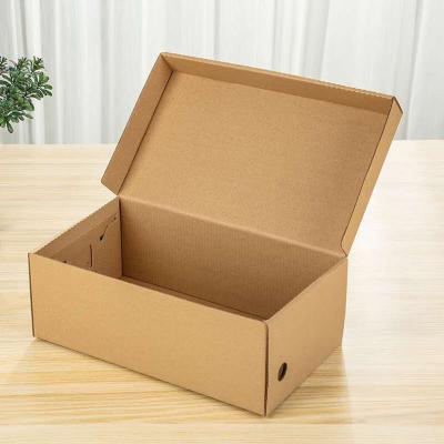 China Globally Used Recyclable Kraft Paper Shoe Box Cardboard Stain Clamshell Folding Boxes for sale