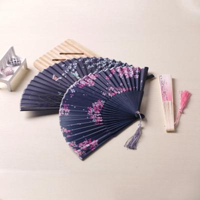 China Cute And Lovely Chinese Hand Cloth Europe Fan for sale