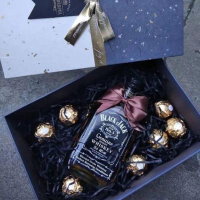 China Recycled Materials Wholesale Price Cardboard Wine Box Customize Design Champagne Gift Package for sale