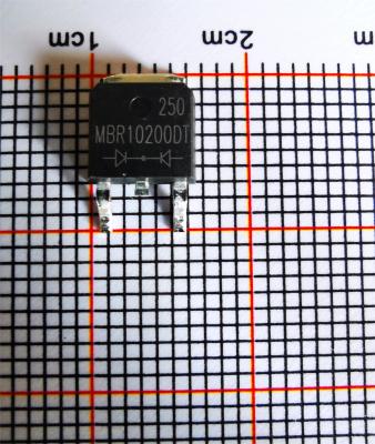 China Export Schottky Diode MBR10200DT TO-252 10A 200V MBR1040DT THRU MBR10200DT For LED Driver for sale