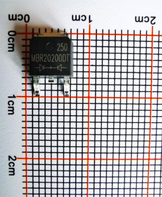 China Schottky Diode MBR20200DT TO-252 20A 200V MBR2040DT THRU MBR20200DT For Switching Power Supply for sale