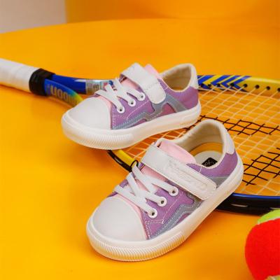 China Lightweight Canvas Kids Shoes Brand Breathable Sports Sneakers Kids Casual Shoes Child Flat Shoe for sale