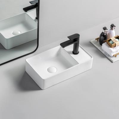 China 18 inch modern white design lavatorio de arte italian bancada hand basin price glazed ceramic bathroom countertop sink for sale