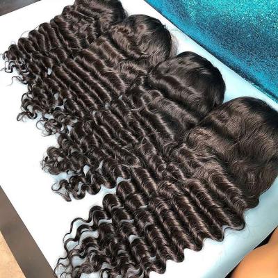 China Natural Transparent Lace Front Wig 13X6 Brazilian Virgin Human Hair HD Full Lace Frontal Wigs Loose Deep Wave Wigs For Black Women for sale