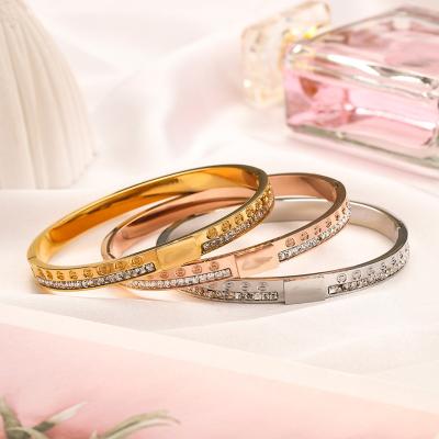 China Fashion Casual/Sporting Luxury Women's Bracelet 2023 Leisure Stainless Steel Bangle Designer Bracelet Women ZG2235 for sale