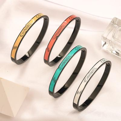 China Fashion Casual/Sporting Luxury Women's Bracelet 2023 Leisure Fashion Stainless Steel Bracelet Designer Bracelet Women ZG2234 for sale