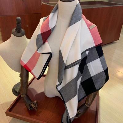 China Checked Classic Plaid Women's Fashion Scarf Luxury Brand Designer Casual Scarf for sale