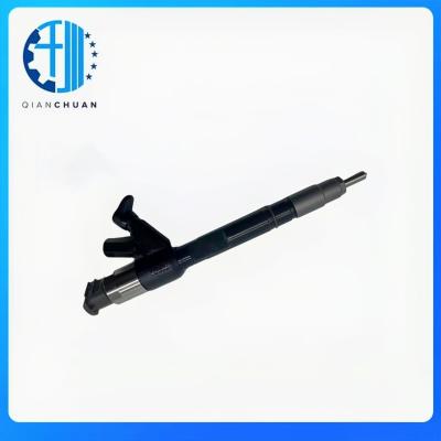 中国 095000-6790 Fuel injector assembly Automotive common rail injector suitable for Toyota Hiace 2KD-FTV engine 販売のため