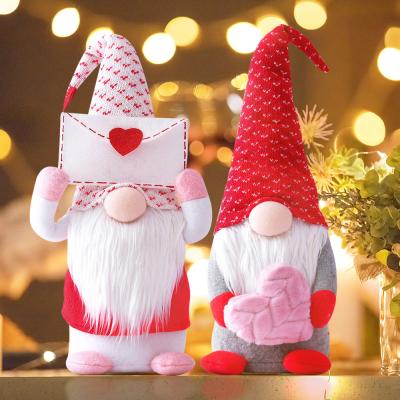 China 2022 Film+latex valentines decor heart Gnome home decoration stuffed plush fabric Valentine's Day surprises Gnomes for sale