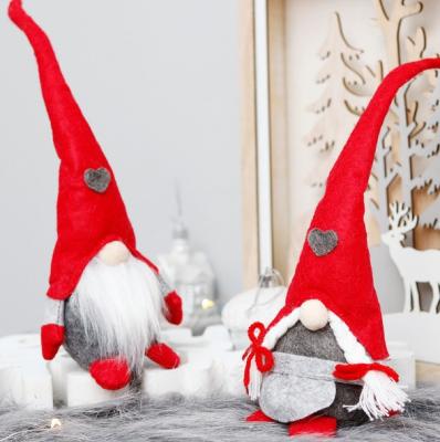 China Polyester Christmas Decorations Little Faceless Posing Doll Doll Presents Santa Claus Decorations for sale