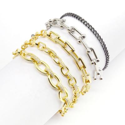 China Fashionable Women Jewelry 18K Gold Plated Popular Design Paper Clip Chain Bracelet for sale