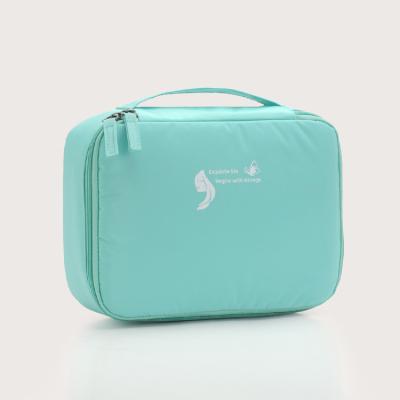 China Durable Waterproof Custom Logo Cosmetic Bag Men Travel Polyester Cosmetic Bag for sale