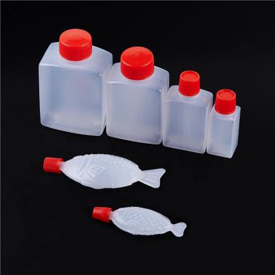 China Soybean 30ml Mini Rectangle Fish Shaped Sushi Soy Sauce For Universal Sushi Plastic Container Bottles for sale