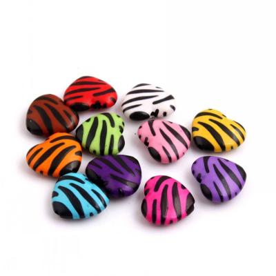 China Fashion New Fashion Chunky Acrylic Zebra Heart Beads For Jewelry Making Shinny Beads 26*23mm 120pcs for sale