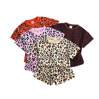 China Anti-wrinkle New Design Kids Clothes Short SetLeopard-Copy Shoulder Cotton Tops Match Pants Outfits GirlsSummer Fall Outfits for sale