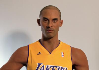 China Amazing Realistic Wax Sculptures Kobe Bryant Wax Figure For Museum Display for sale