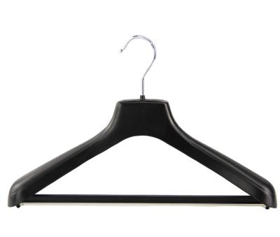 China Multifunctional LG65 Non Slip Rubber Coated Hangers for sale