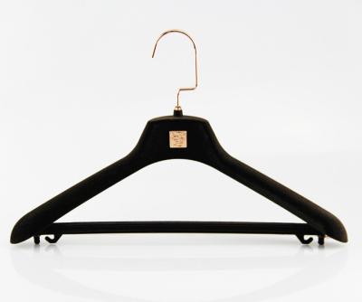 China CY-604 Custom Radian Logo Flocking Plastic Hanger Clothes Velvet Hanger For Clothes With Logo for sale