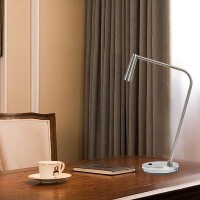 China High Quality Minimalist Gold Color Custom Cheap Light Up Dining Modern Iron Restaurant Hotel Table Lamp for sale