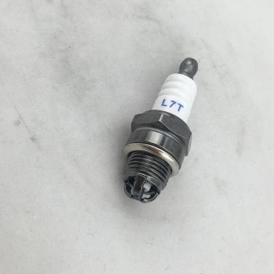 China White Ceramics L7T Motorcycle Spark Plug For Lawn Mower for sale