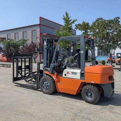 China 3000 kg Diesel tegenwicht Triplex mast met trek-en-duwen bevestiging Te koop