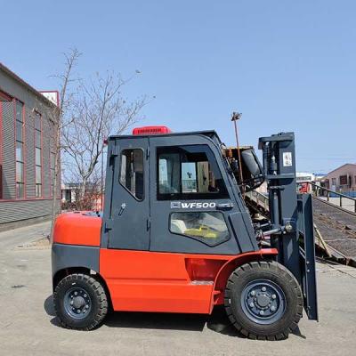 China CPCD50 5 Tonnen Diesel Gabelstapler chinesischer Motor Diesel Lift Lkw Kabinenheizung zu verkaufen