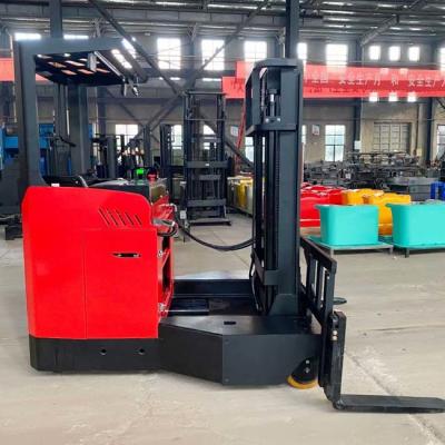 Chine 2500 kg CQD25S-45 2.5T Multidirectionnel élévateur élévateur assis triple mât 6m à vendre