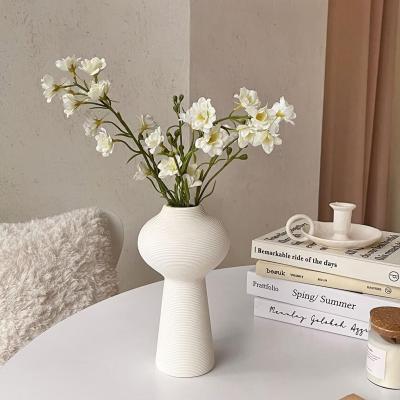 China Ware Ceramic Vases Wholesale Nordic Modern Tabletop Vase To Wedding Centerpiece Irregular White Minimalism Porcelain Ceramic Vases For Home Decor for sale