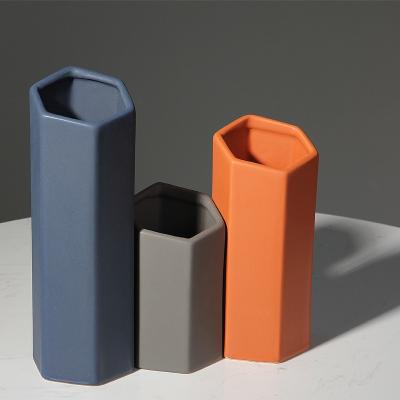 China Central Statistical Ceramic Wholesale Style Art Vases Items Geometric Polygon Modeling Vases Creative Ceramic Porcelain Decoration Handmade Flower Vase for sale