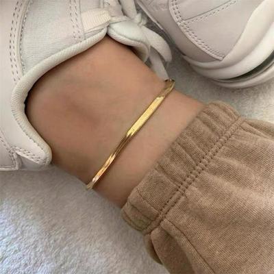 China 2021 Newest Stainless Steel Titanium Snake Chain Anklet 14K Gold Adjustable Flat Gold Chain Anklet Environmental Friendly Women for sale