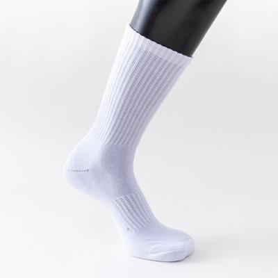 China Breathable High Quality Custom Made Comfortable Crew Mens Basketball Socks for sale