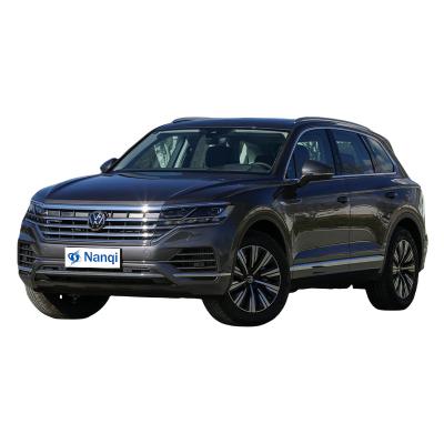 China Fashion Volkswagen Touareg SUV PHEV 2.0T 252 HP L4 VW Touareg Black Edition for sale