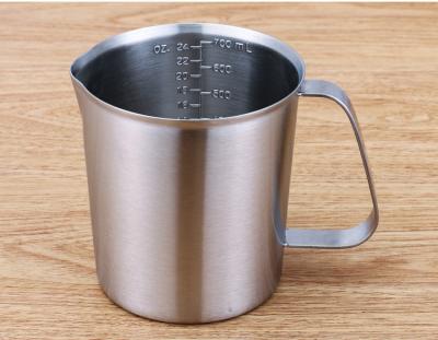 China Cocktail Shaker Set Thickened Stainless Steel Latte Cup With Scale for sale