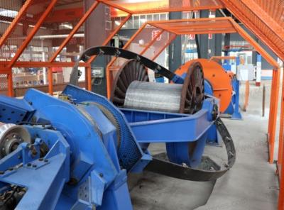 China Máquina do cabo distribuidor de corrente da curva, máquina de Buncher do fio com motor de Yaskawa à venda