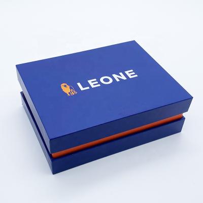 China Handmade Elegant Shoulder Neck Lid Takeoff Rigid Paper Box for sale