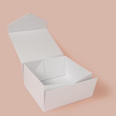 China Recyclable Luxury Black Jacket Packaging Box Magnetic Clothing Boxes For Gift Package for sale